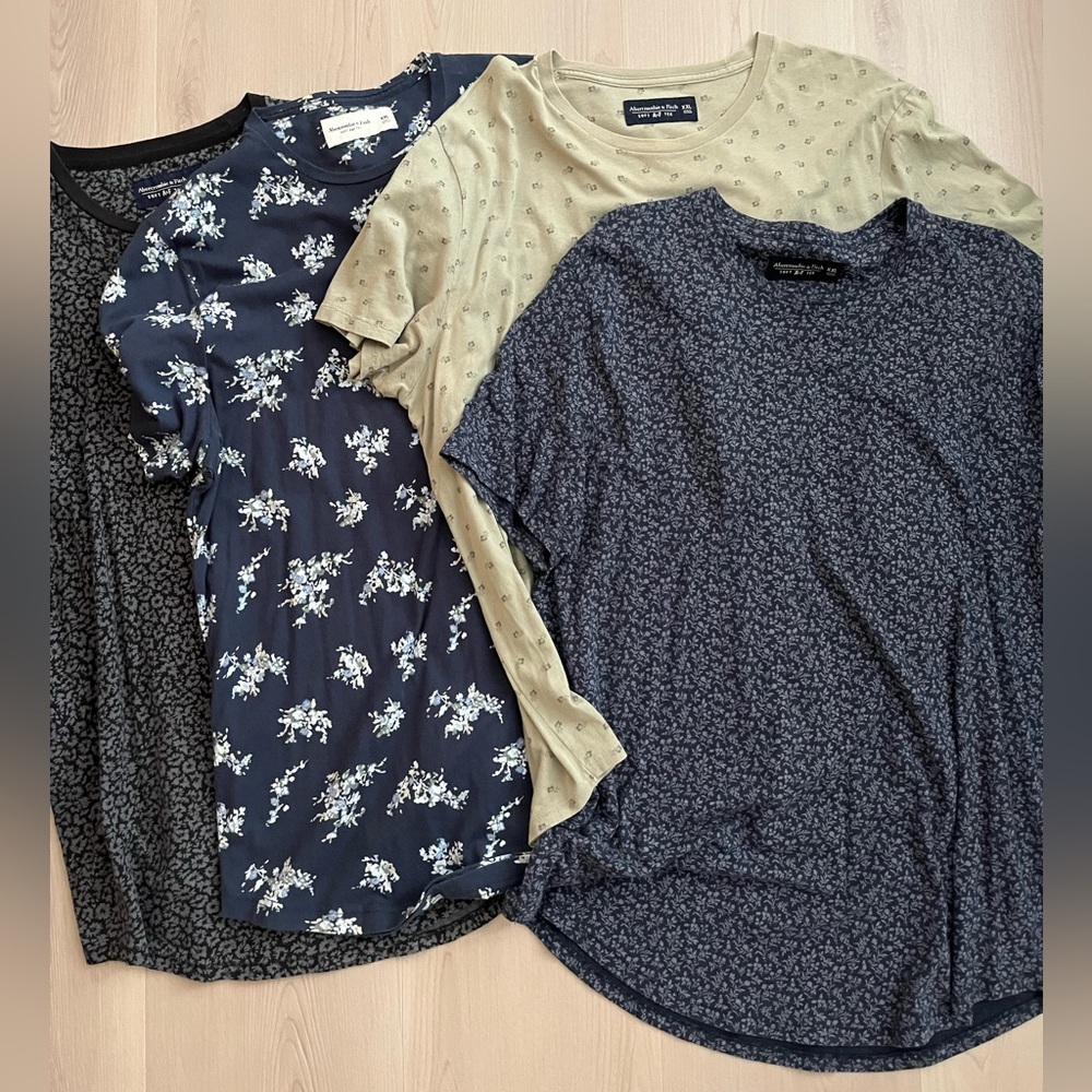 Abercrombie Men’s Tees Bundle